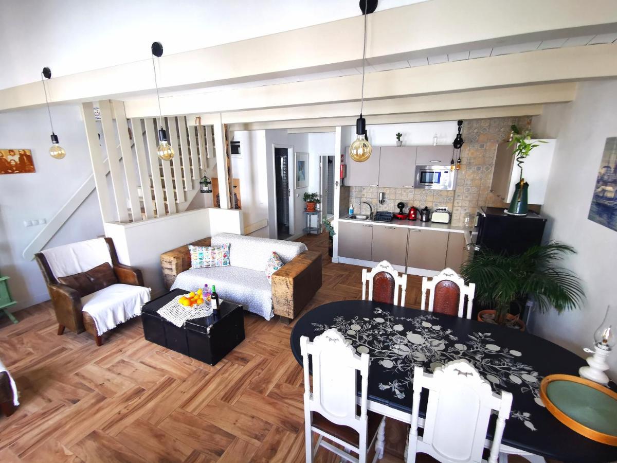 Charming Portuguese Style Apartment, For Rent "Vida A Portuguesa", "Gaivota" Alojamento Local Portimão Exteriör bild