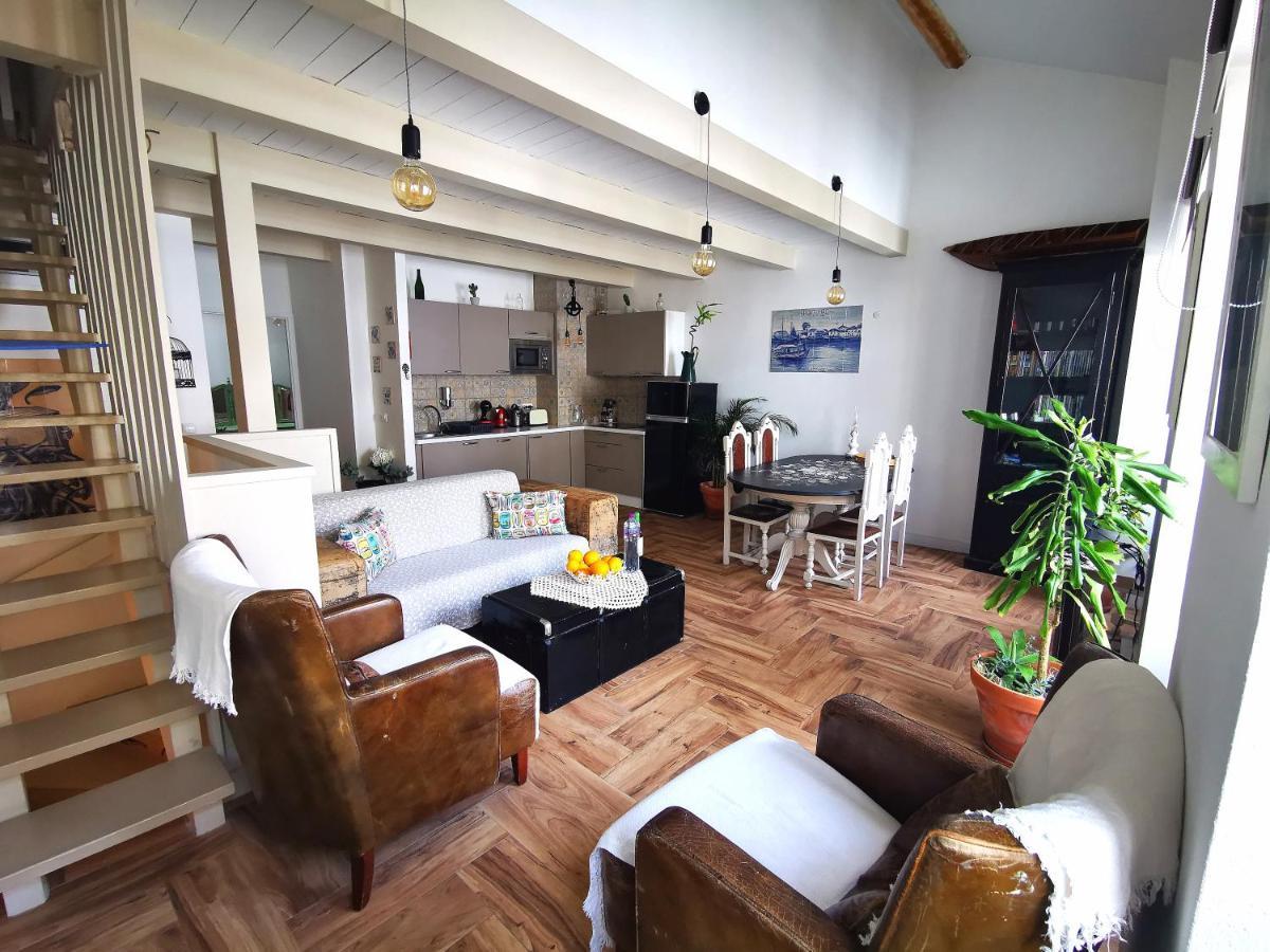 Charming Portuguese Style Apartment, For Rent "Vida A Portuguesa", "Gaivota" Alojamento Local Portimão Exteriör bild